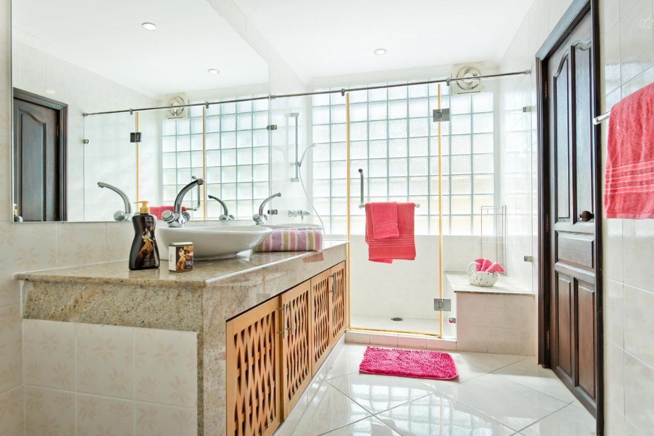 Butterfly Garden Boutique Residences Large Luxury Apts And Villas A Lifetsyle Destination By Neang, Everything You Need All Right Here 1-3 Bedrooms 110 To 190 Sq Mtrs, 2 Full Bathrooms, Rain Shower, Spa Bath, Bbq, Free Wifi, Staff 24-7, Close To Beac Pattaya Eksteriør billede