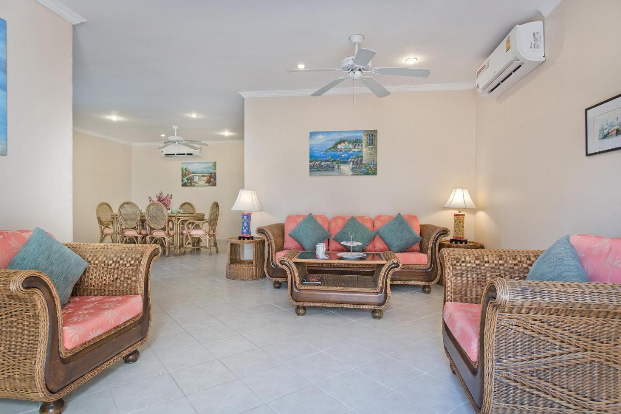 Butterfly Garden Boutique Residences Large Luxury Apts And Villas A Lifetsyle Destination By Neang, Everything You Need All Right Here 1-3 Bedrooms 110 To 190 Sq Mtrs, 2 Full Bathrooms, Rain Shower, Spa Bath, Bbq, Free Wifi, Staff 24-7, Close To Beac Pattaya Eksteriør billede