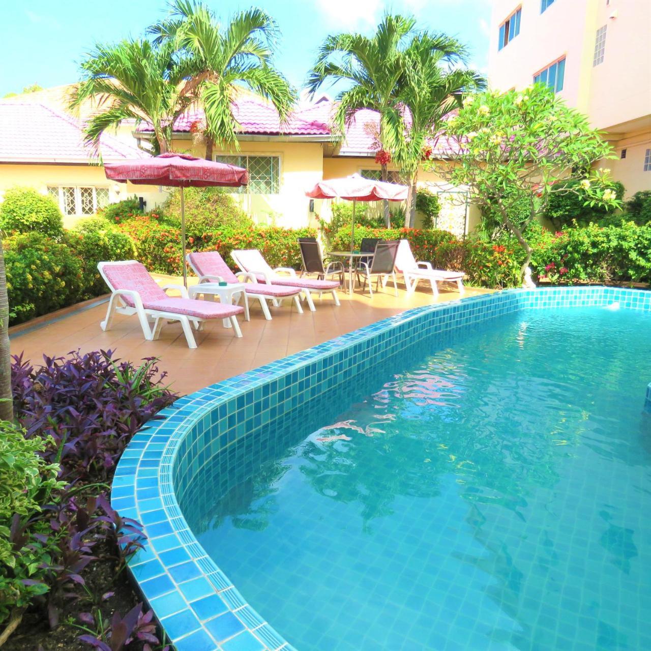 Butterfly Garden Boutique Residences Large Luxury Apts And Villas A Lifetsyle Destination By Neang, Everything You Need All Right Here 1-3 Bedrooms 110 To 190 Sq Mtrs, 2 Full Bathrooms, Rain Shower, Spa Bath, Bbq, Free Wifi, Staff 24-7, Close To Beac Pattaya Eksteriør billede