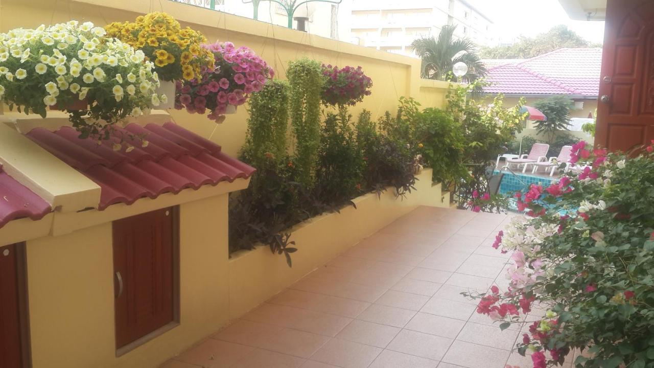 Butterfly Garden Boutique Residences Large Luxury Apts And Villas A Lifetsyle Destination By Neang, Everything You Need All Right Here 1-3 Bedrooms 110 To 190 Sq Mtrs, 2 Full Bathrooms, Rain Shower, Spa Bath, Bbq, Free Wifi, Staff 24-7, Close To Beac Pattaya Eksteriør billede
